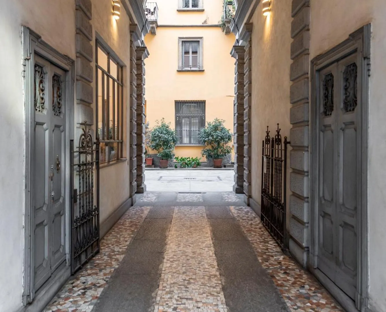 Appartamento Bright Penthouse Attic In The Heart Of Milano Italia